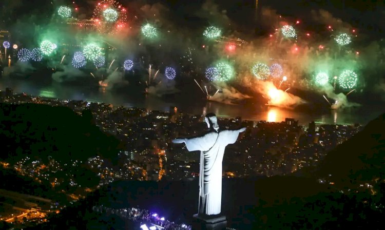 Rio anuncia shows de Caetano, Bethânia, Anitta e Ivete no réveillon