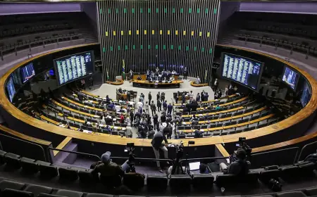 Câmara aprova urgências para votação de projetos com foco em educação