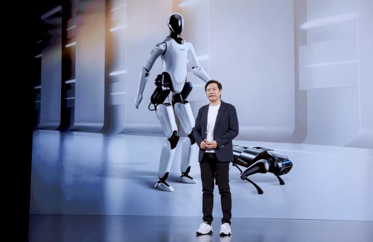 Xiaomi apresenta robô humanoide que reconhece tristeza e 'consola'